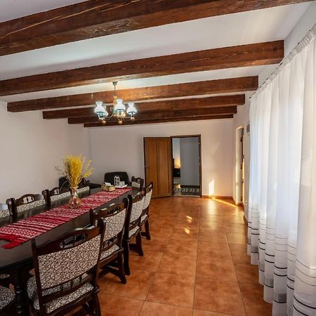 Hotel Casa Brutarului Crit Esterno foto