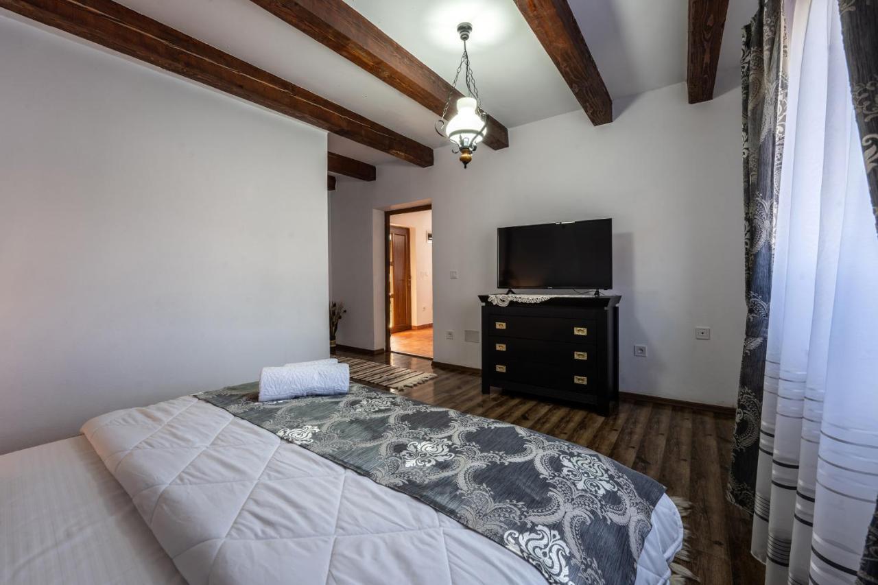 Hotel Casa Brutarului Crit Esterno foto