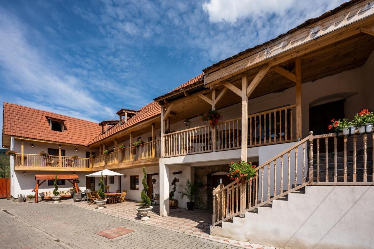 Hotel Casa Brutarului Crit Esterno foto