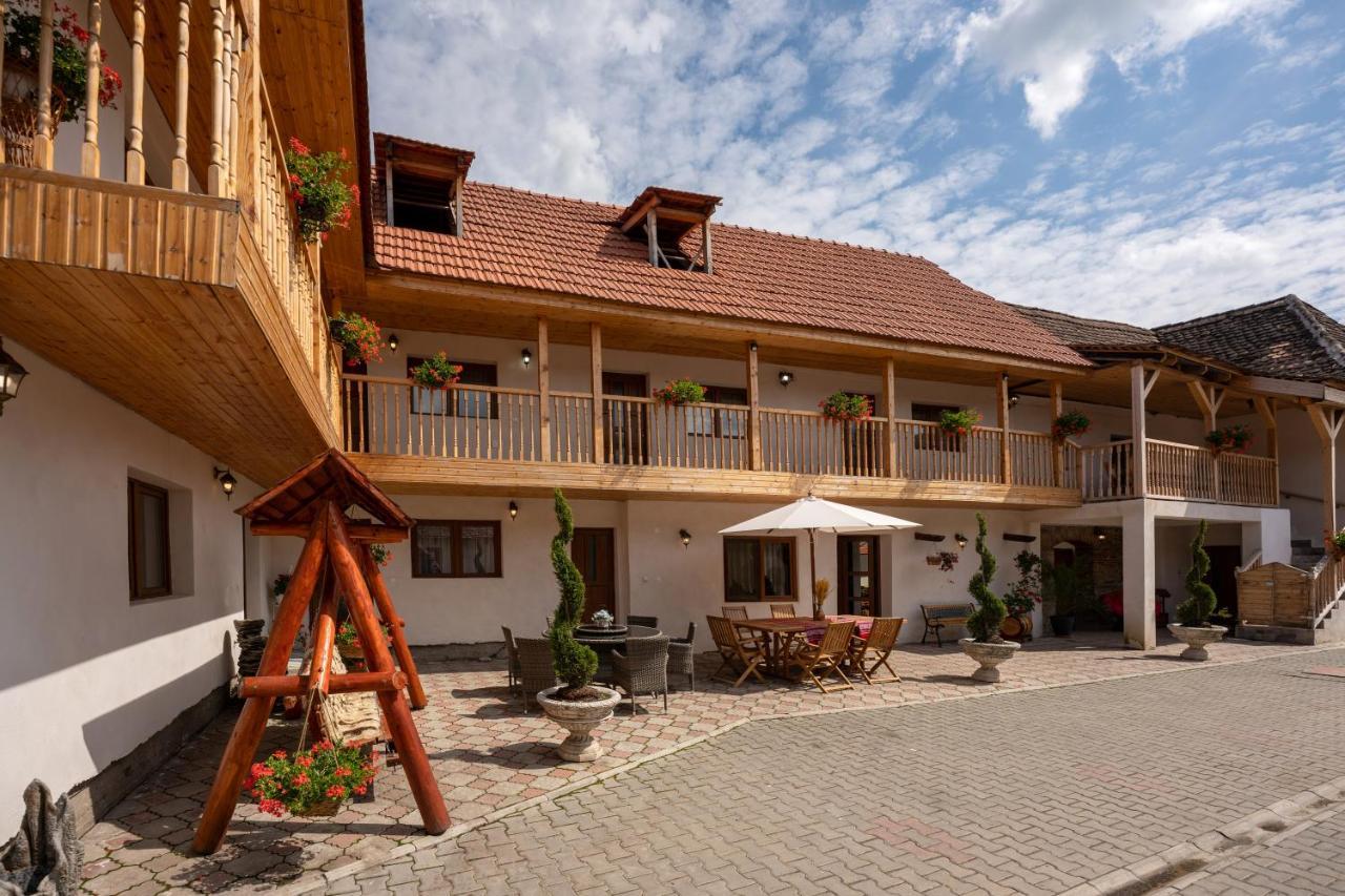 Hotel Casa Brutarului Crit Esterno foto